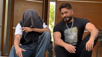 تامر حسني يروج لأحدث حفلاته: خمنوا مين هيقدم الأغنية الشعبي معايا؟
