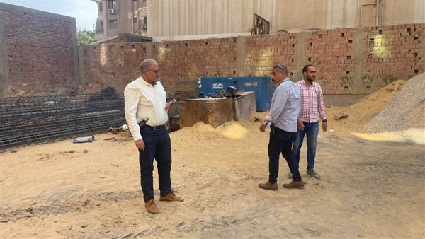 رئيس الحي خلال الحملة