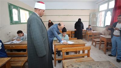 محافظ كفر الشيخ يتفقد سير امتحانات الشهادة الابتدائية الأزهرية