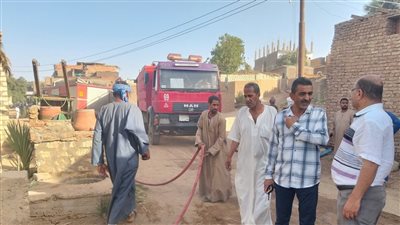 النيران تلتهم ورشة تقطيع رخام وسيارة ملاكي بسوهاج