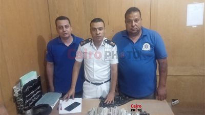 مسعفان ببورسعيد يسلمان 110 آلاف جنيه عُثر عليها داخل سيارة إثر حادث على محور 30 يونيو