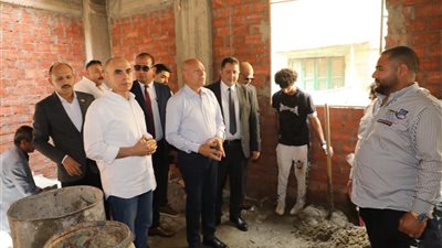 محافظ القاهرة: بدء المرحلة الأولى لمشروع تطوير ورفع كفاءة منطقة عزبة جرجس والعسال بحي شبرا