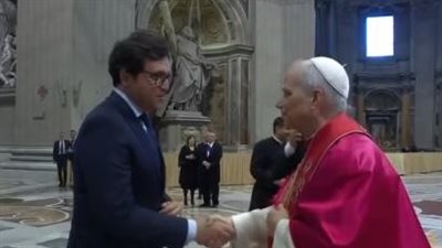 تأكيدا لـ القاهرة 24.. وزير الثقافة يشارك في حفل تنصيب بابا الفاتيكان