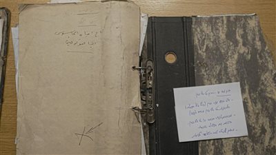 في عملية سرية.. الموساد يستعيد 2500 وثيقة تتعلق بالجاسوس إيلي كوهين من سوريا