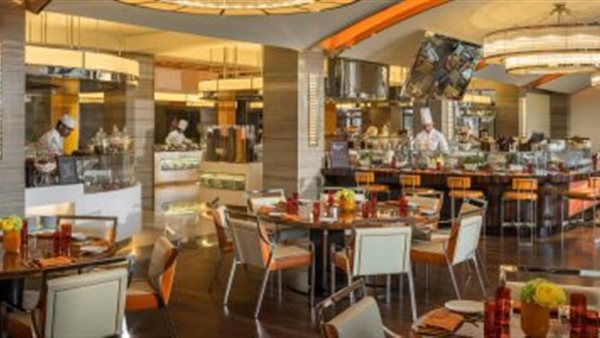 المطاعم والكافيهات