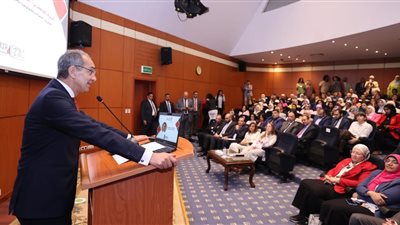 وزير الاتصالات: بناء القدرات الرقمية لأكثر من 30 ألف سيدة بمختلف المحافظات عبر مبادرة قدوة تك