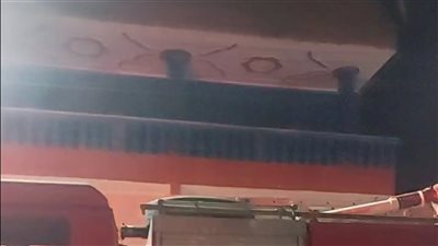 بسبب ماس كهربائي.. السيطرة على حريق محدود بشقة سكنية في نجع الخطباء بالأقصر دون خسائر بشرية