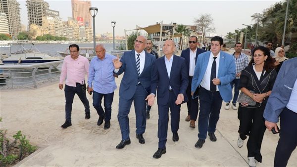 محافظ القاهرة خلال