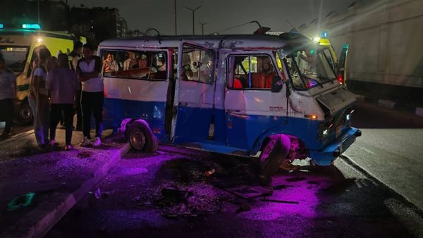 حادث انقلاب ميكروباص