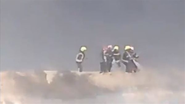 جانب من الحريق