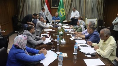 محافظ القليوبية يعقد لقائه الأسبوعي لحل شكاوى مواطني شبرا الخيمة وقليوب والقناطر الخيرية