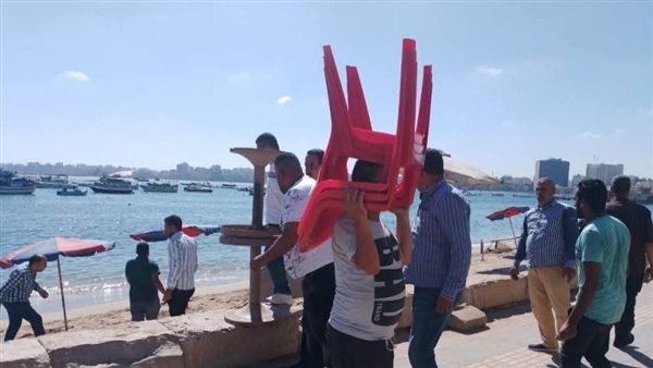 إزالة إشغالات شاطئ