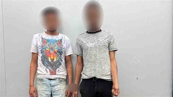 المتهمين والكلب المضبوط