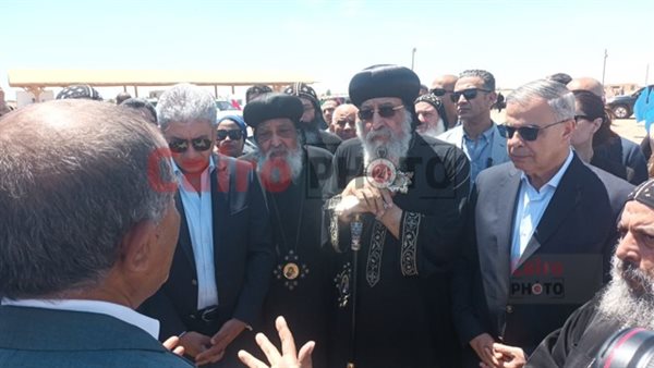 البابا تواضروس ووزير