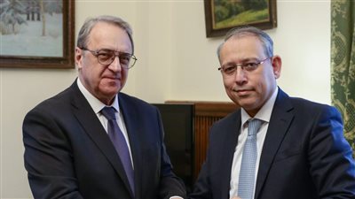 مبعوث بوتين للشرق الأوسط يستقبل السفير المصري في موسكو