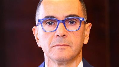 وزير الاستثمار يتوجه للإمارات لتعزيز العلاقات الاقتصادية بين البلدين