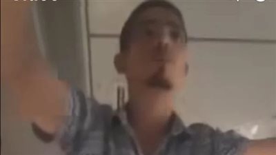 صاحب استغاثة القطار.. ننشر تصريح دفن الصغير آدم مريض القلب