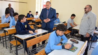 انتظام وهدوء أعمال امتحانات صفوف النقل بجميع إدارات بورسعيد التعليمية| صور 