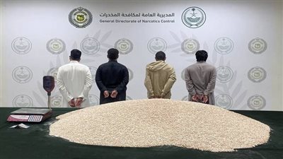 مخبأة في شحنة طاولات.. السعودية تضبط أكثر من 1.5 مليون قرص من مادة الإمفيتامين المخدر بالرياض