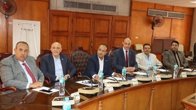 بعد سقوط أسانسير المستشفى.. جامعة المنوفية تتابع التحقيقات وتوجه بتقارير عاجلة عن المصاعد