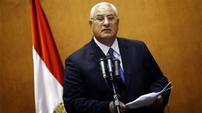 مصدر مقرب من عدلي منصور ينفي صدور أي تصريحات منسوبة للرئيس السابق بشأن الأوضاع بالشرق الأوسط 