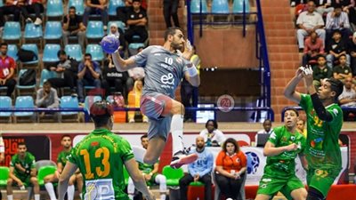 يد الأهلي يتأهل لنهائي كأس الكؤوس الإفريقية بعد الفوز على منتدي المغربي