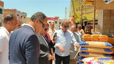 افتتاح سوق اليوم الواحد برأس سدر بنسب تخفيض من 20 إلى 30 %