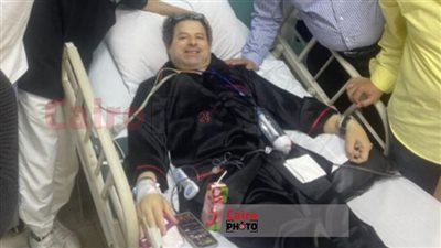 خضوع عاطف عوض عميد معهد الباليه السابق لعملية جراحية دقيقة في الحجاب الحاجز| خاص