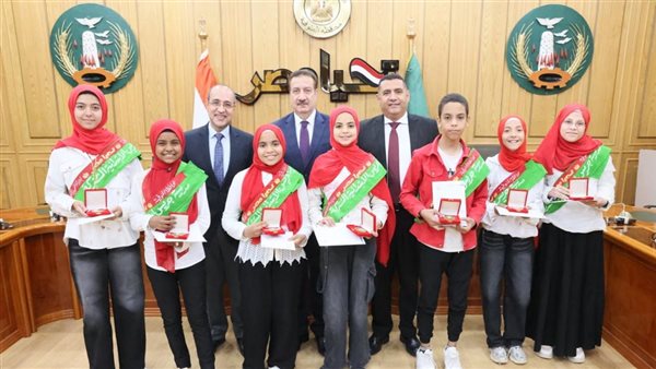 جانب من تكريم مدرسه