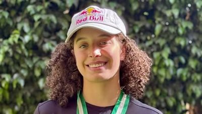 هنا جودة تنشر صورة لحصولها على نوط الامتياز من الرئيس السيسي تقديرًا لإنجازاتها الرياضية