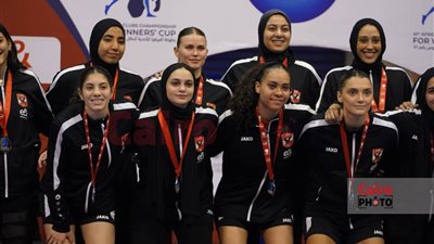 رغم الأجواء المتوترة.. بعثة سيدات يد الأهلي تغادر إلى المغرب للمشاركة في البطولة الإفريقية 9 أكتوبر