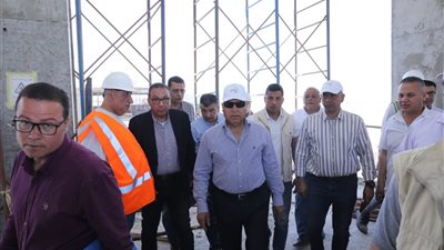 كامل الوزير يكلف بالعمل على مدار الساعة لتنفيذ القطار الكهربائي السريع