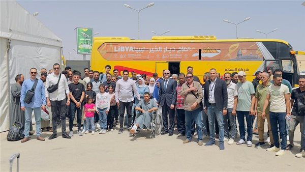 مصر تعيدا 71 مواطنا