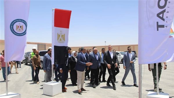 جانب من زيارة وزير