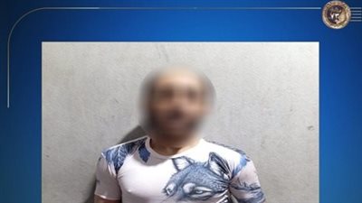 القبض على المتهم بسرقة هاتف فتاة من داخل صيدلية بالدقهلية بأسلوب المغافلة