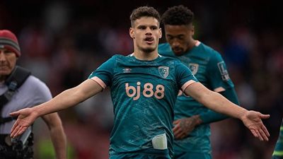 ليفربول يقترب من ضم لاعب بورنموث 