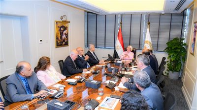 وزيرة البيئة تدعو إلى إطلاق حوار بيئي لرجال الأعمال المصريين على هامش احتفالات مصر بيوم البيئة العالمي