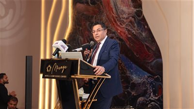 خالد أبو بكر: لا بديل عن قناة السويس.. وملحمة تعويم إيفرجيفن أثبتت كفاءة رجال الهيئة