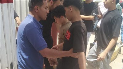 تفتيش باليد ومنع الدخول بالبناطيل المقطعة والشبشب.. إجراءات صارمة في امتحانات المنوفية| صور
