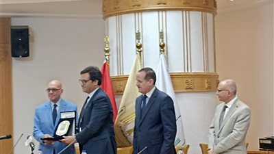 وزير الثقافة: إنتاج مسرحية لمحمد سلماوي قريبا