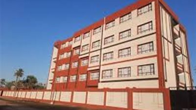  معلمة الهرم المعتدى عليها من طالبة: شتمتني بألفاظ خارجة وضربتني على وشي