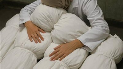 شيخ الأزهر يعزي الطبيبة الفلسطينيَّة آلاء النجار بعد استشهاد أبنائها التسعة: جريمة تجسد أبشع صور الإرهاب