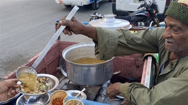 عم سيد اقدم بائع