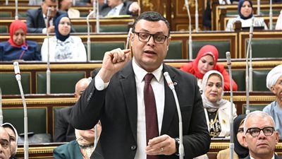 وزير الإسكان: مشروع قانون تنظيم مرفق مياه الشرب والصرف هدفه استدامة الموارد المائية وحماية حقوق المستهلكين