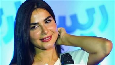 رانيا منصور: سعيدة بتواجدي ضيف شرف في فيلم ريستارت وبنصح بنتي لا تهتم بالسوشيال ميديا