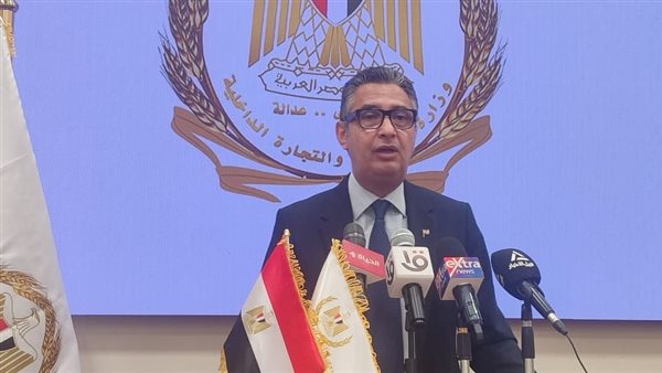 وزير التموين