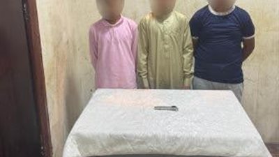 بسبب المزاح.. القبض على المتهمين في مشاجرة بين طلاب بالأسلحة البيضاء بالجيزة