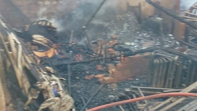 حريق هائل يلتهم مخزن فراشة في كرداسة| صور