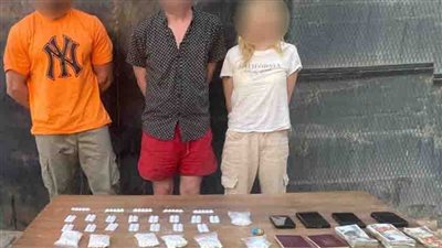 1700 قرص دوائي.. القبض على تشكيل عصابي لقيامه بتصنيع مخدر الآيس من الأقراص الطبية 