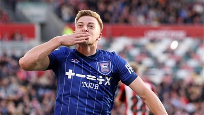 تشيلسي يخطف ليام ديلاب من مانشستر يونايتد مقابل 30 مليون إسترليني